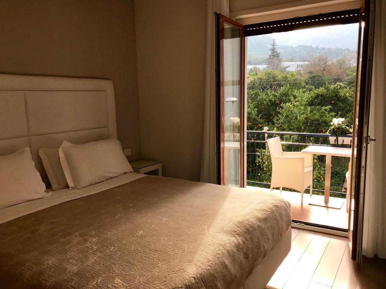 索伦托 三角梅旅馆酒店 外观 照片